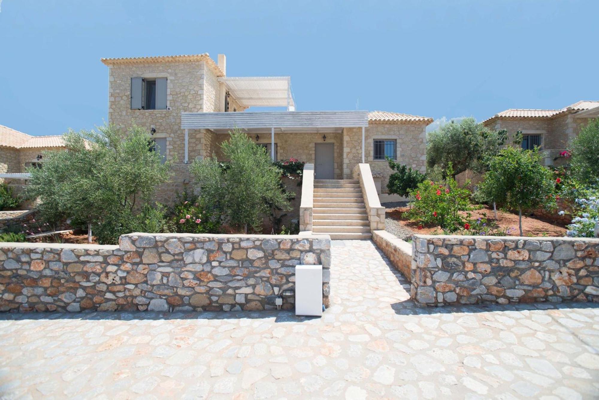 Poliana Estate Villas Riglia Exterior photo