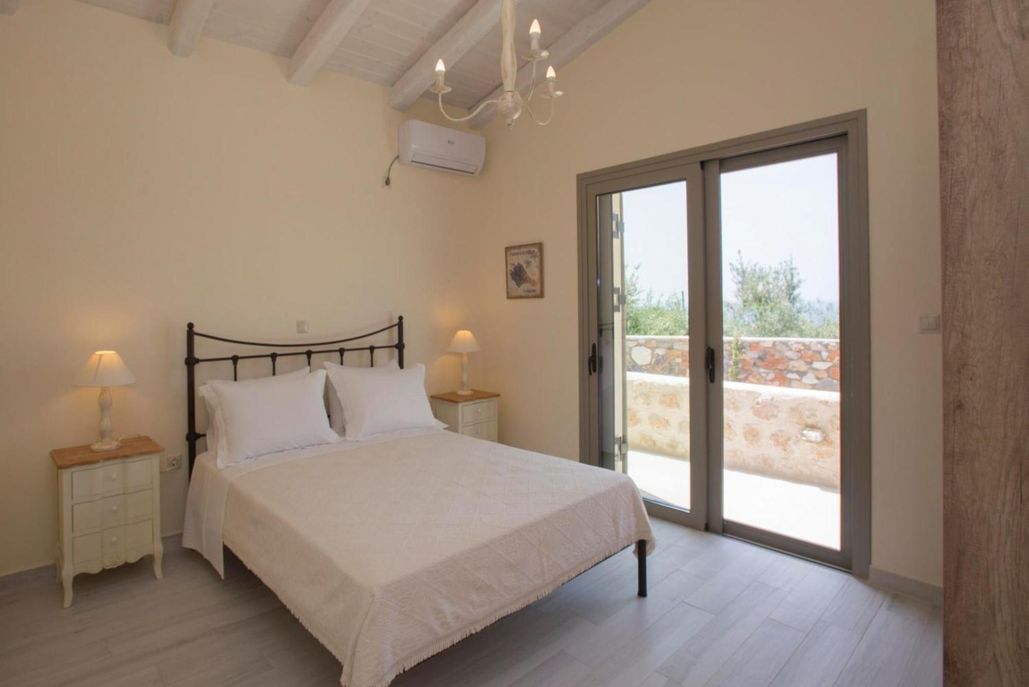 Poliana Estate Villas Riglia Exterior photo