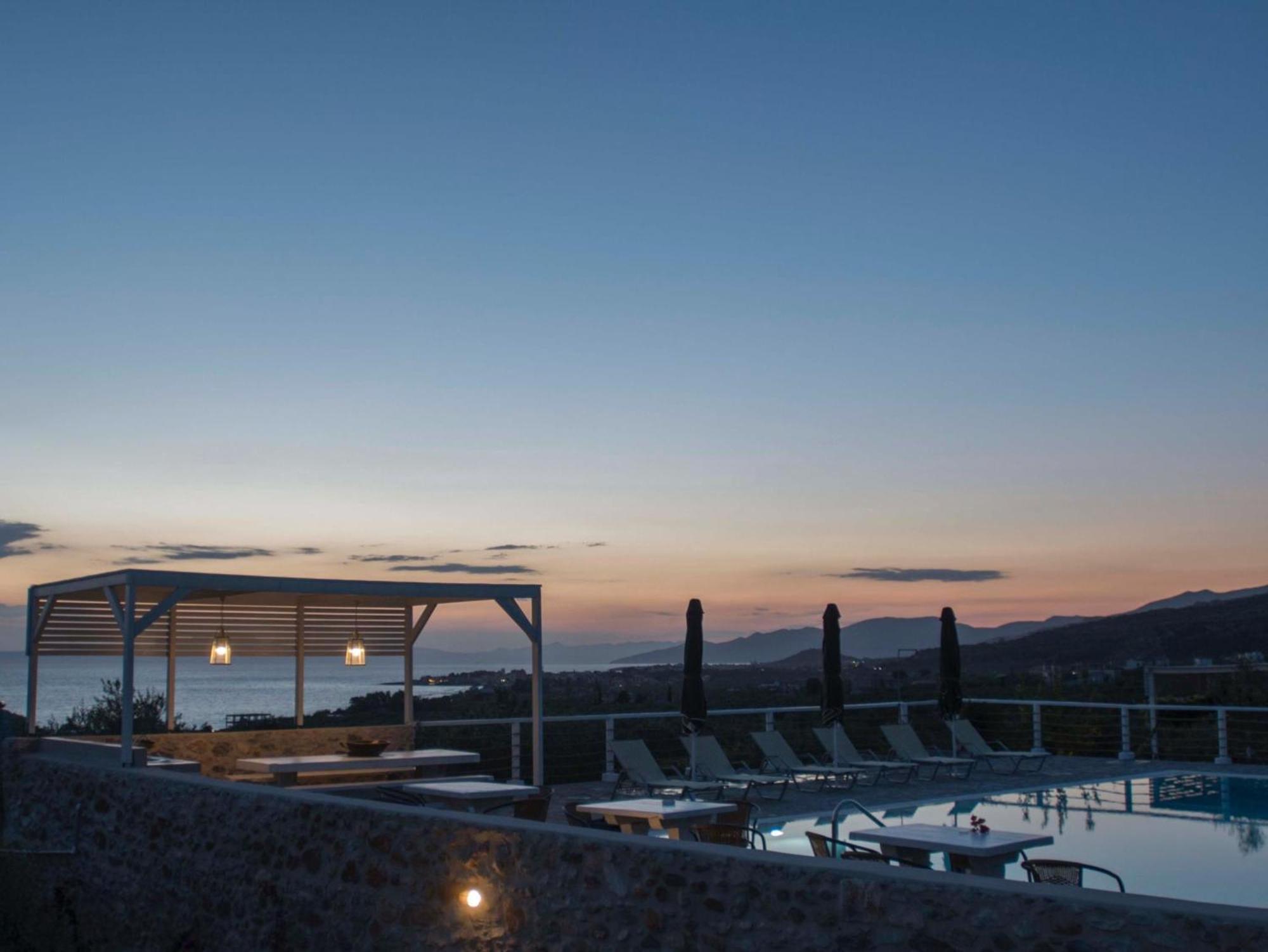 Poliana Estate Villas Riglia Exterior photo