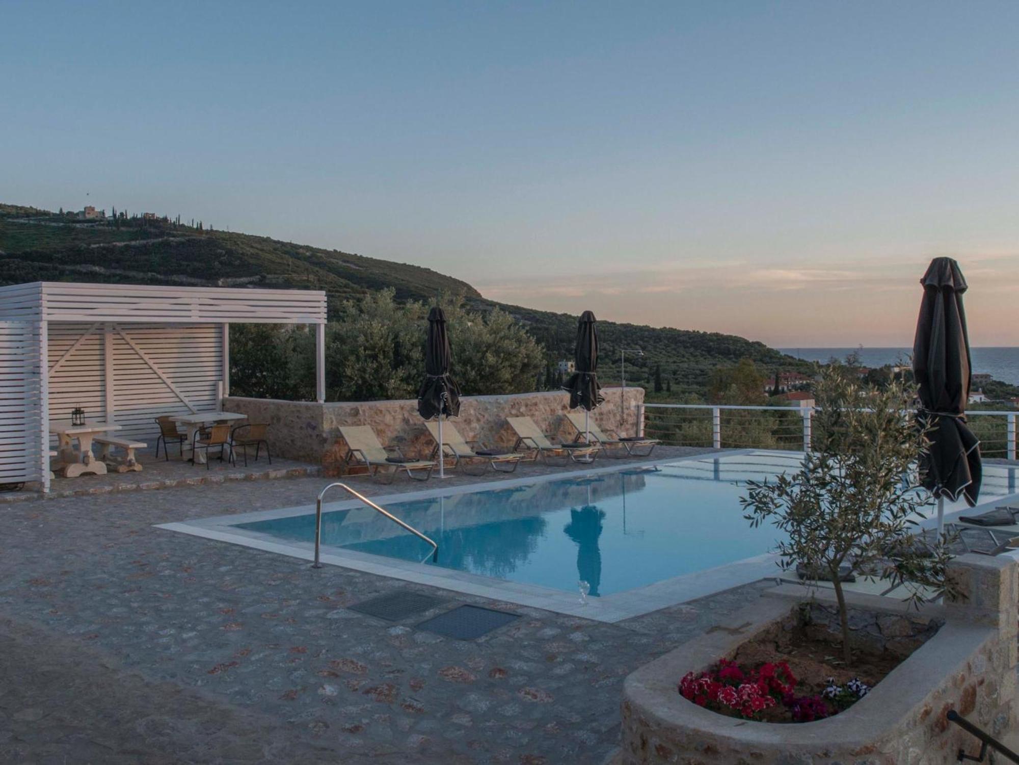 Poliana Estate Villas Riglia Exterior photo
